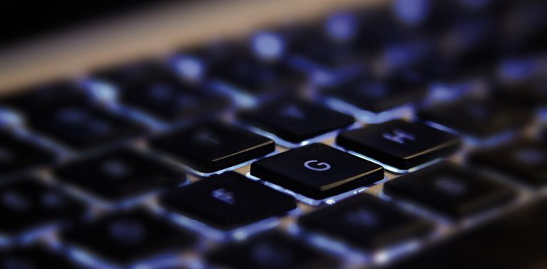 image of a mac keyboard focused on the letter g